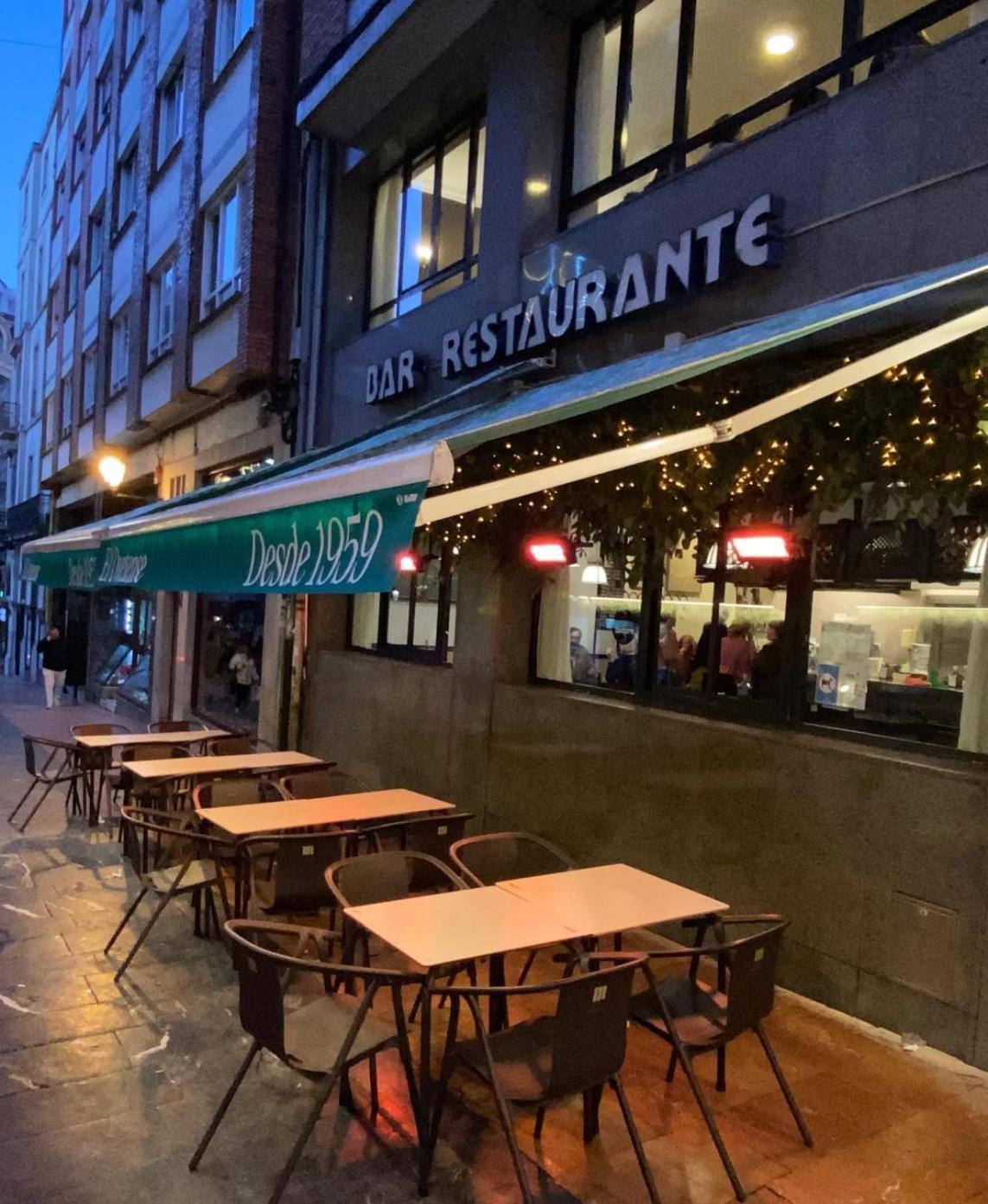 Hotel Ovetense Oviedo Kültér fotó